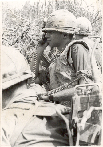 Trapazoid LT FAHEL calling in artillery Nov 22, '67